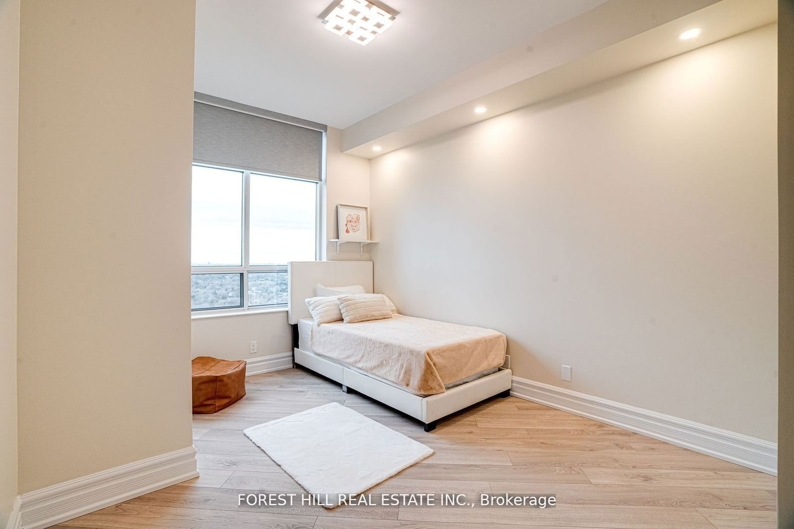 78 Harrison Garden Blvd, unit 2403 for sale - image #13