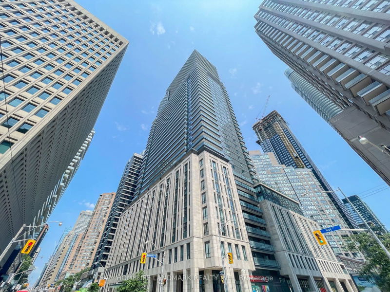 955 Bay St, unit 1617 for sale - image #1