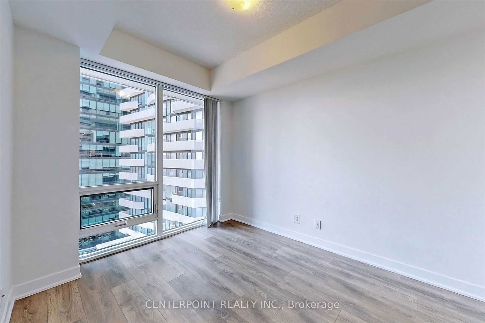 88 Harbour St, unit 1610 for rent - image #12