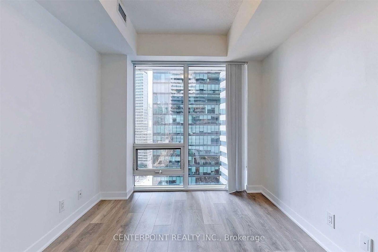 88 Harbour St, unit 1610 for rent - image #13