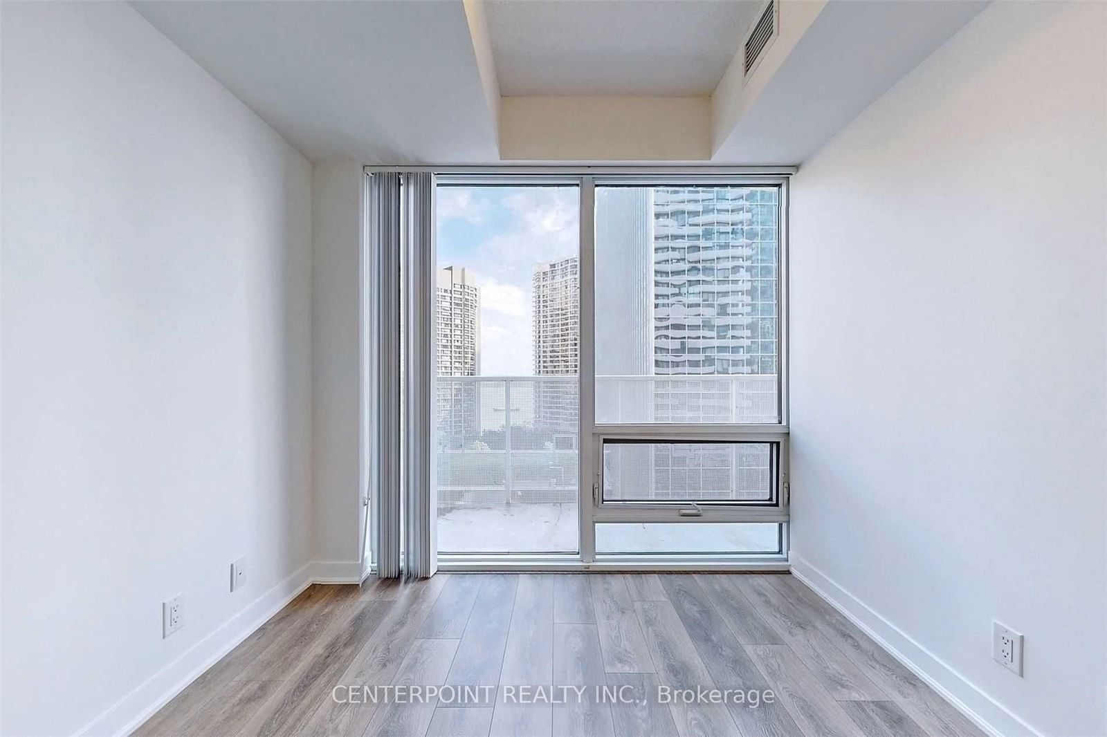 88 Harbour St, unit 1610 for rent - image #9