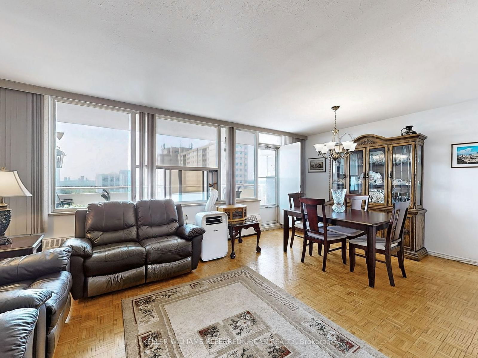 10 Parkway Forest Dr, unit 1111 for sale - image #8