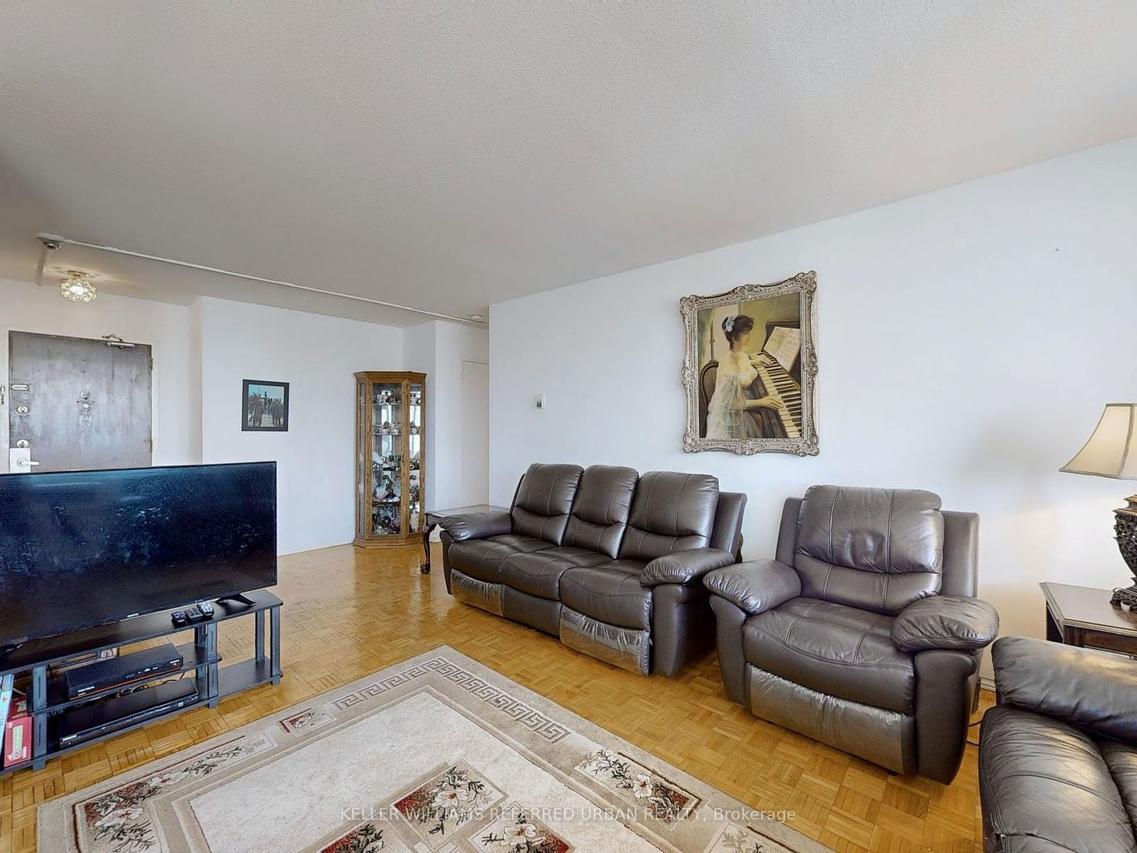 10 Parkway Forest Dr, unit 1111 for sale - image #9