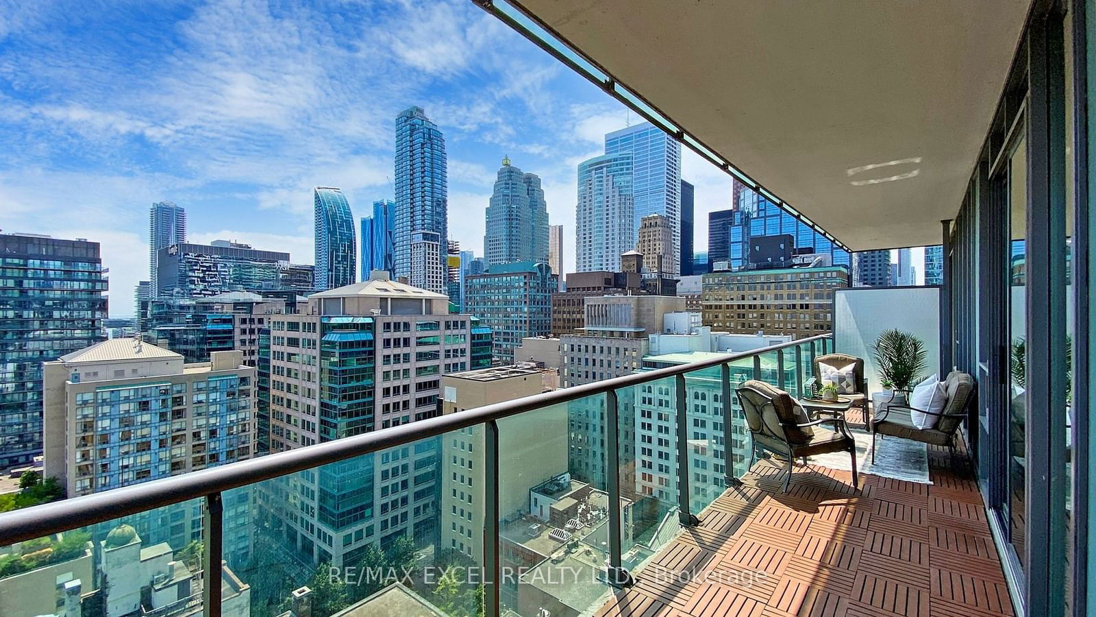 33 Lombard St, unit 2008 for sale - image #21