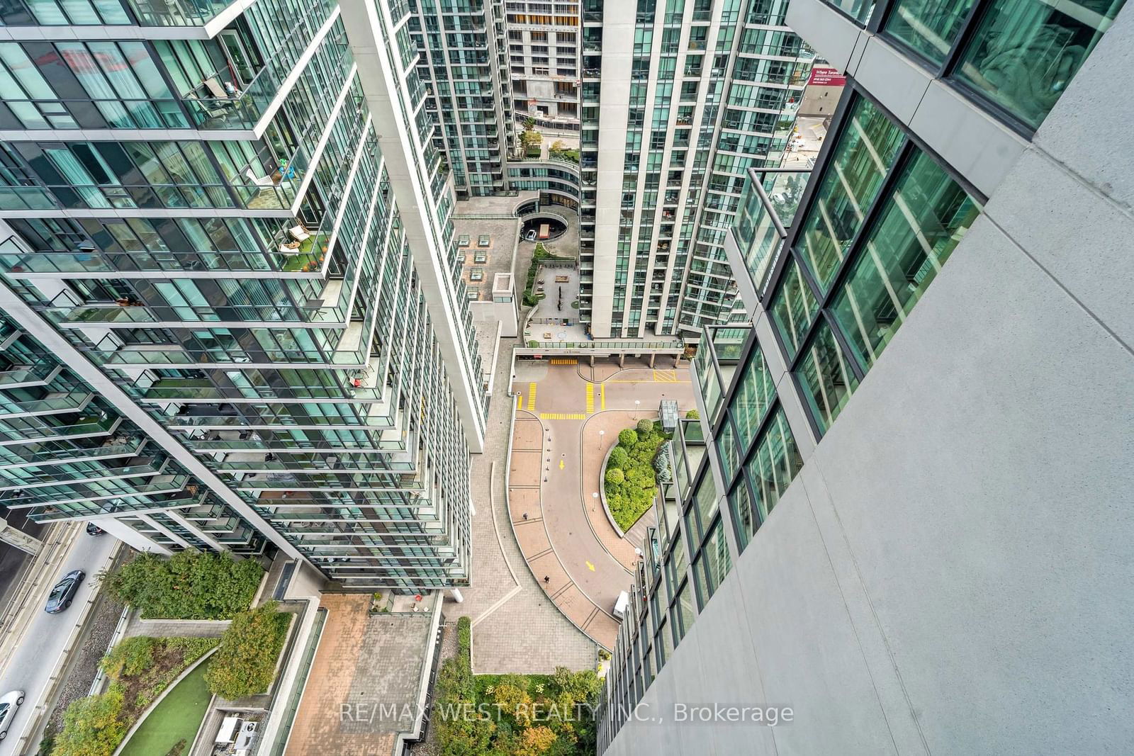 33 Bay St E, unit 2305 for rent - image #23