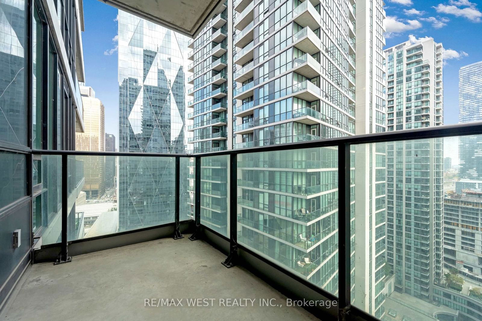 33 Bay St E, unit 2305 for rent - image #25