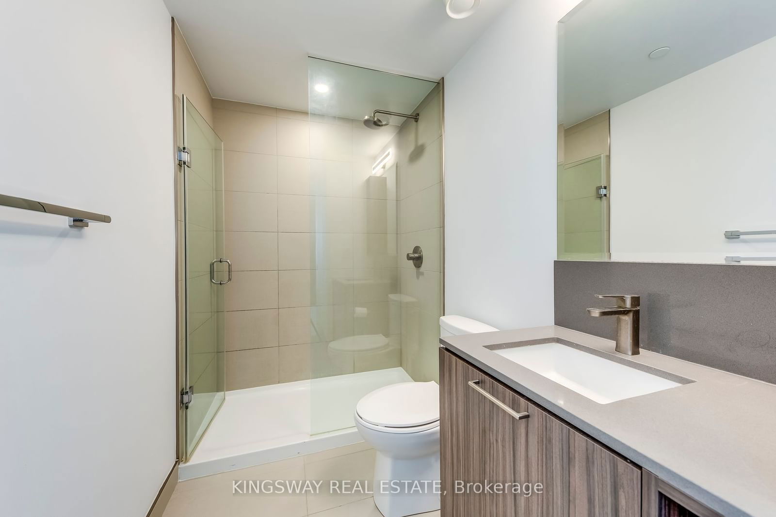 19 WESTERN BATTERY Rd, unit 1720 for sale - image #21