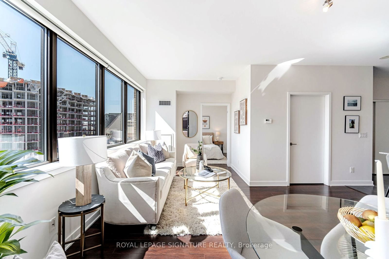 400 Wellington St W, unit 908 for sale - image #4