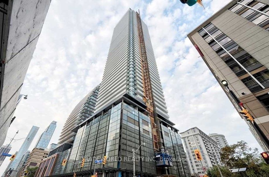 501 Yonge St, unit 4302 for sale - image #1