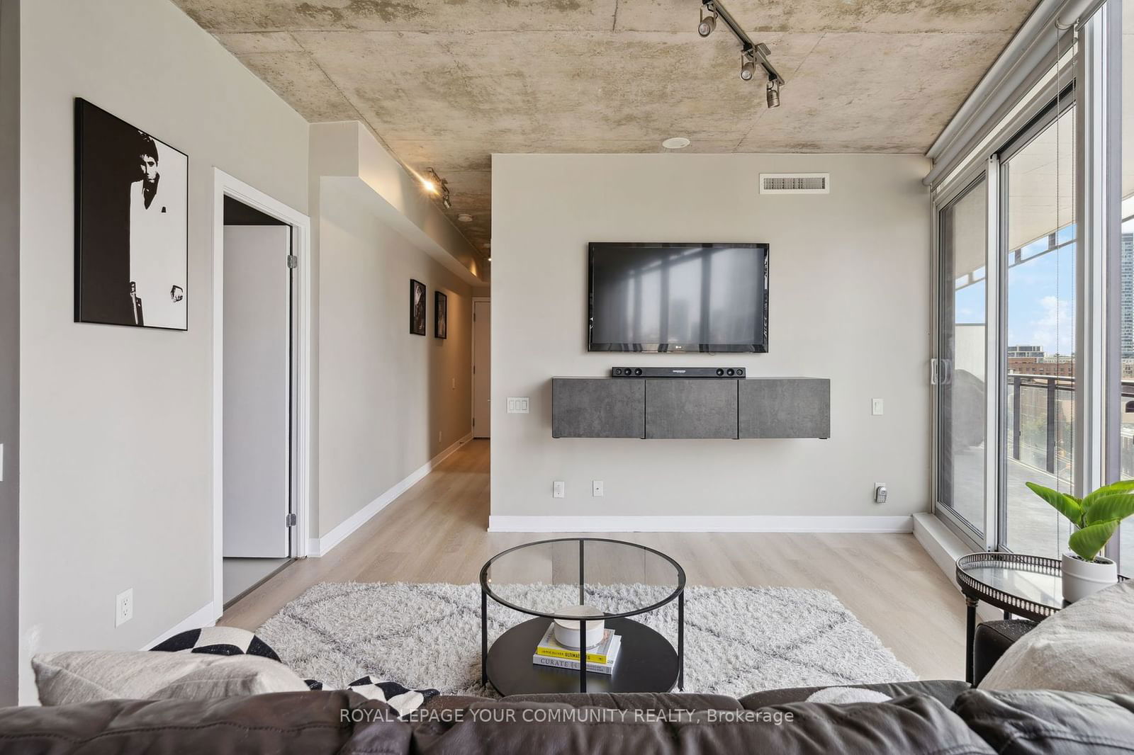 318 King St E, unit 813 for sale - image #10