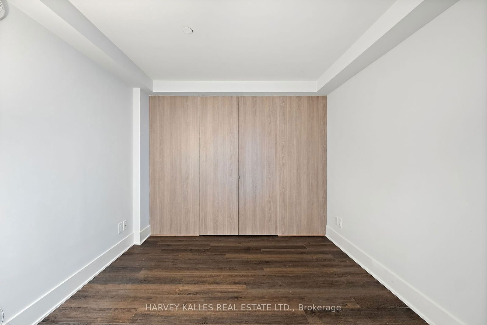 111 St Clair Ave W, unit 821 for rent - image #22