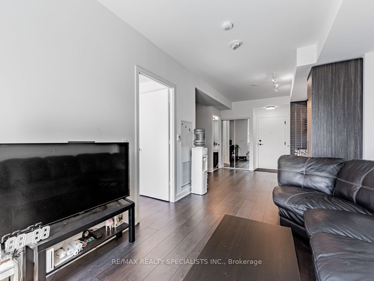 180 Mill St, unit S519 for sale - image #14