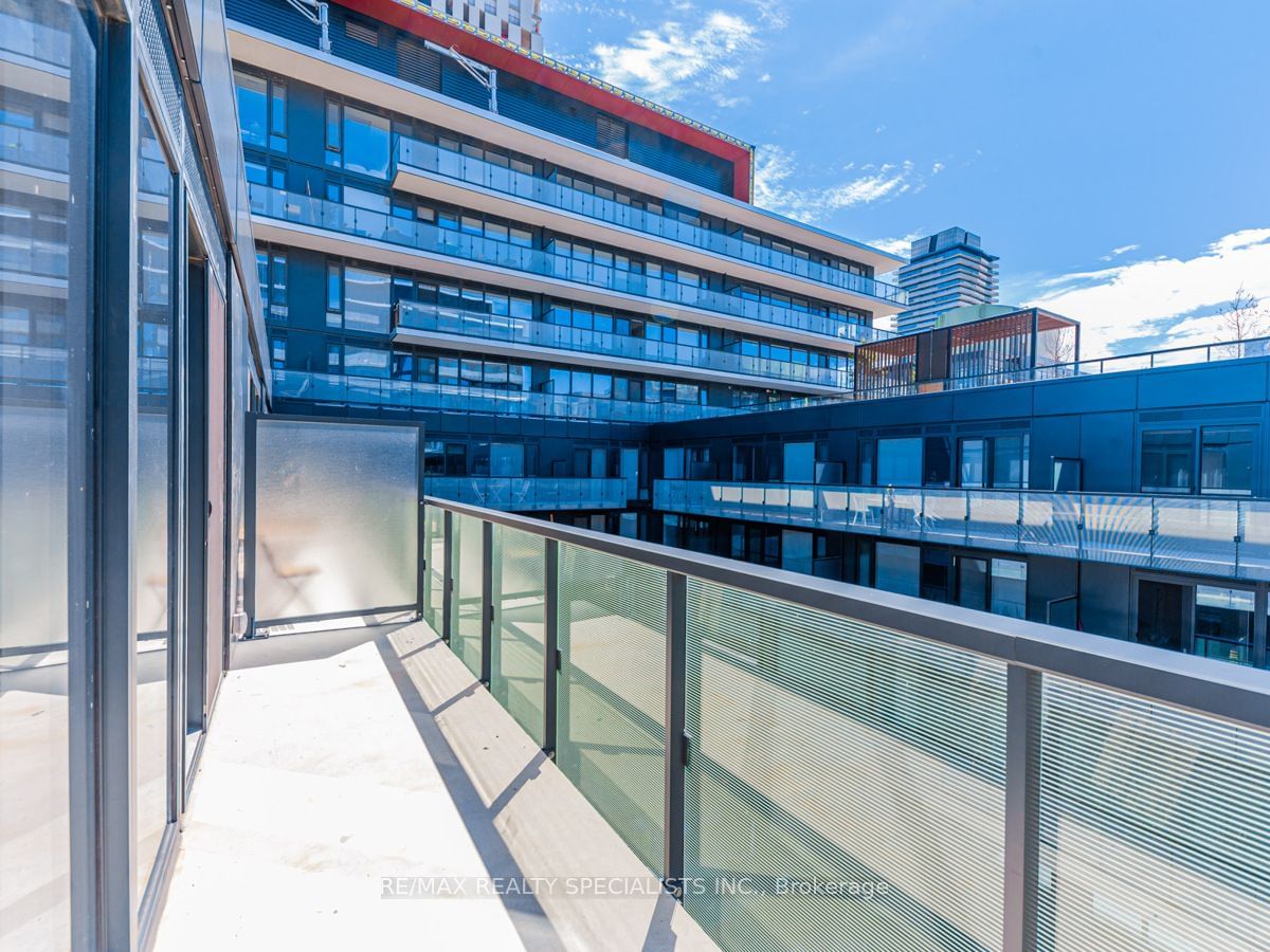 180 Mill St, unit S519 for sale - image #25