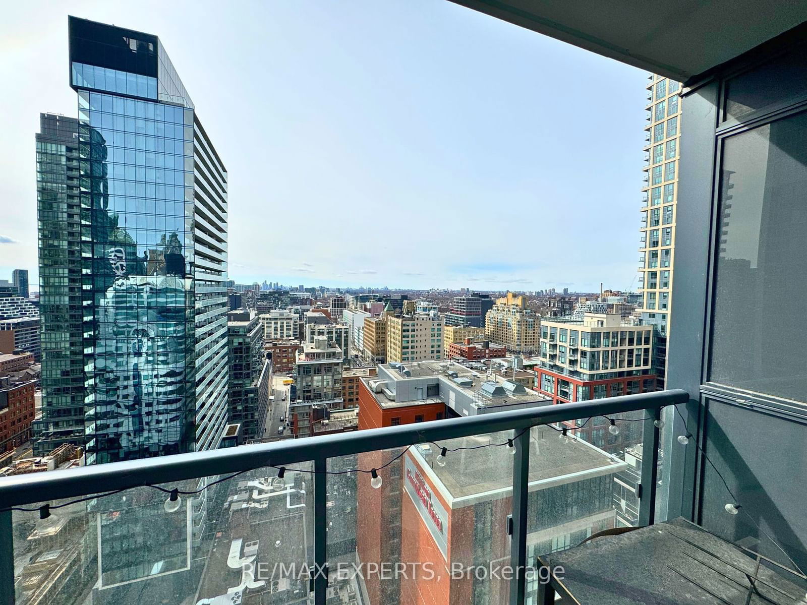 87 Peter St, unit 2205 for sale