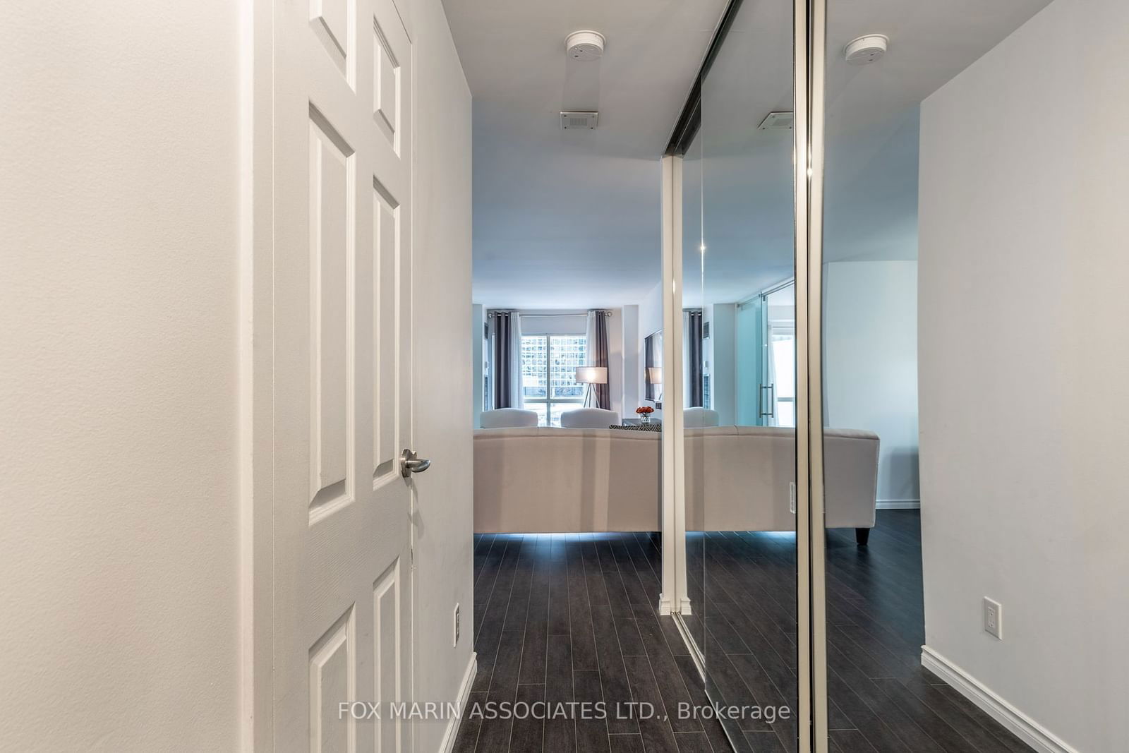 25 The Esplanade, unit 311 for rent - image #2