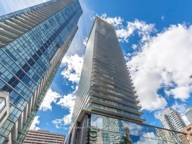 33 Charles St E, unit 2011 for rent - image #1