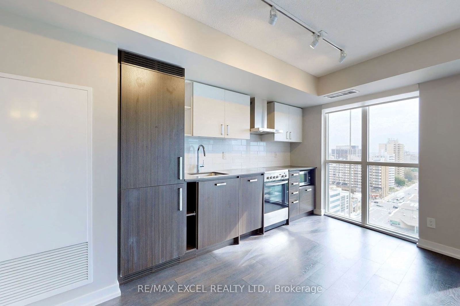 125 Redpath Ave, unit 1411 for sale - image #17