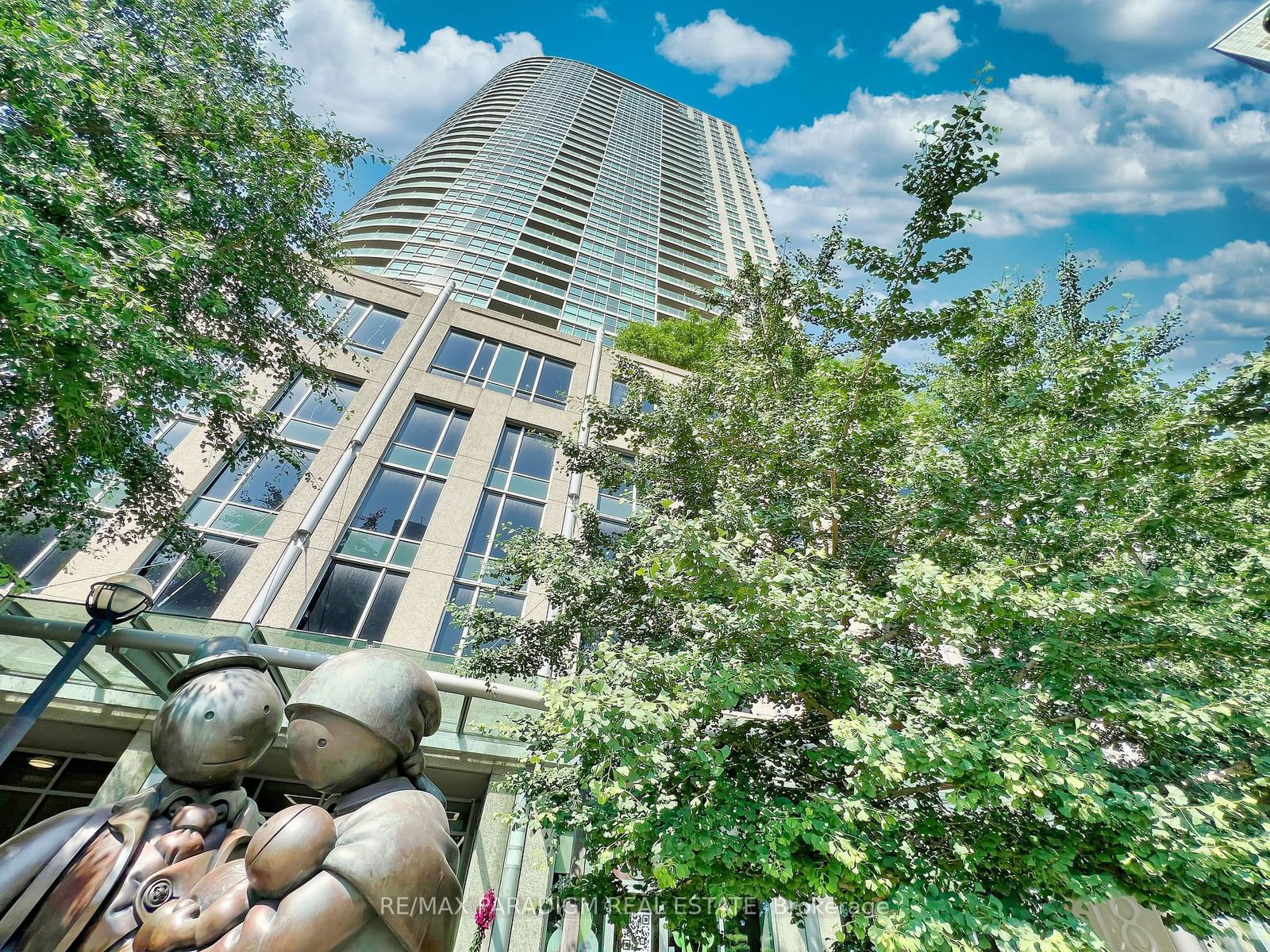 18 Yonge St, unit 3713 for rent - image #1