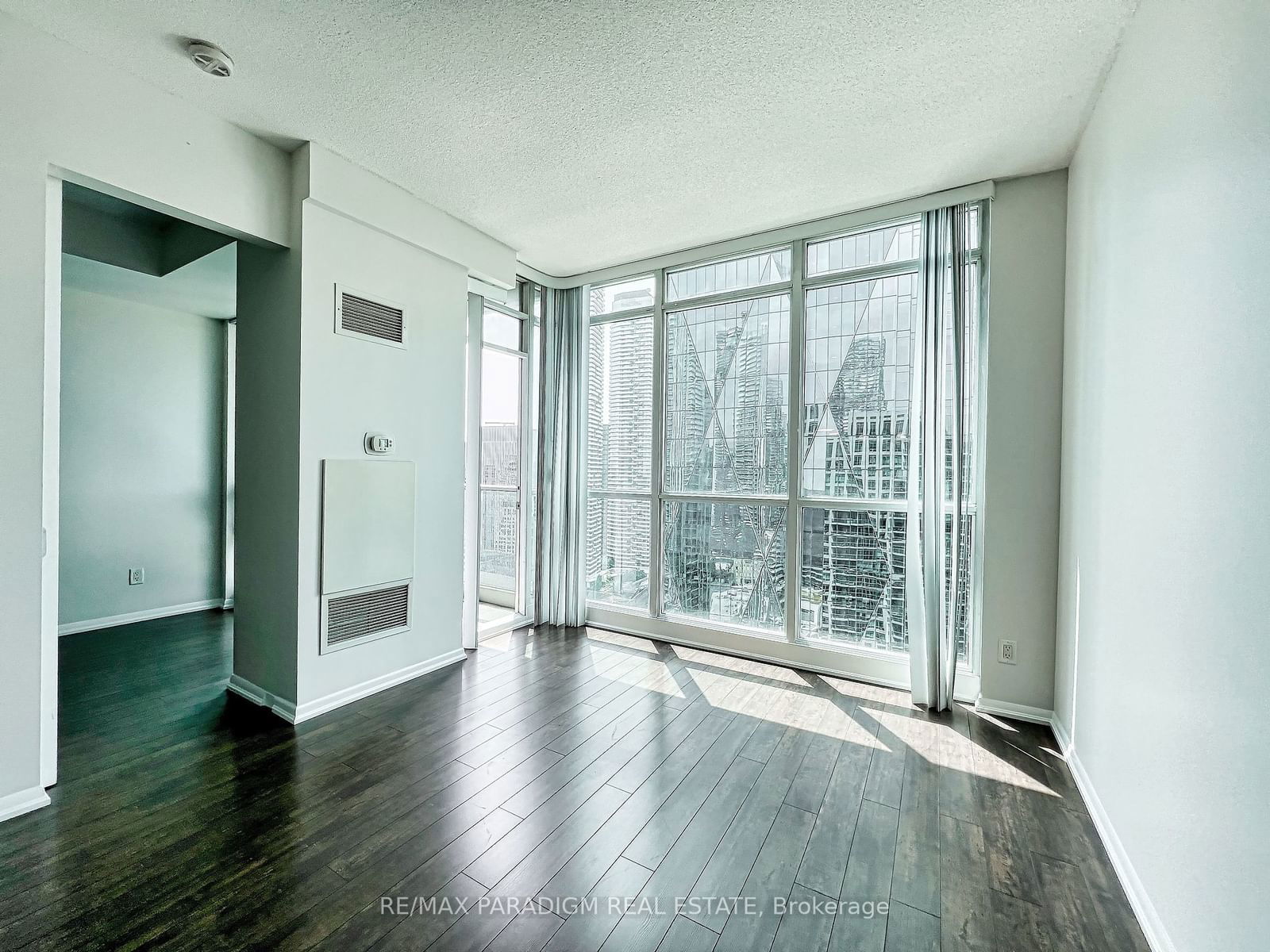 18 Yonge St, unit 3713 for rent - image #20