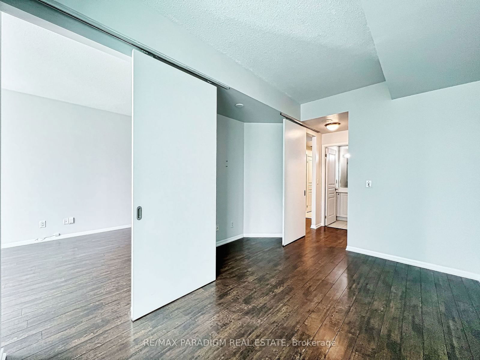 18 Yonge St, unit 3713 for rent - image #26