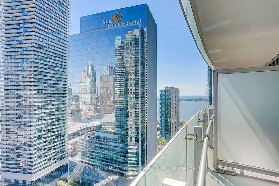 14 York St, unit 2812 for sale