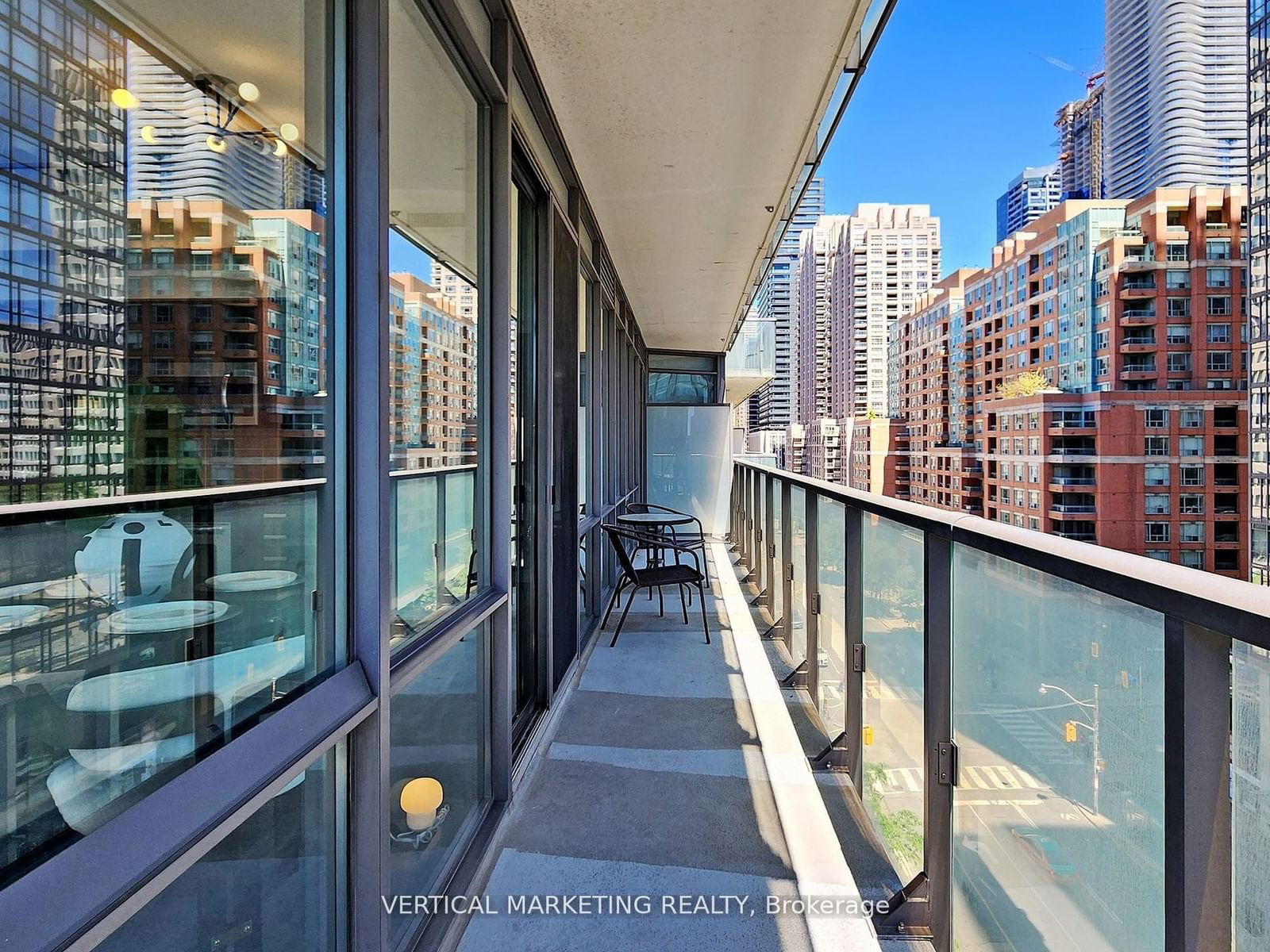 832 Bay St, unit 708 for sale - image #10