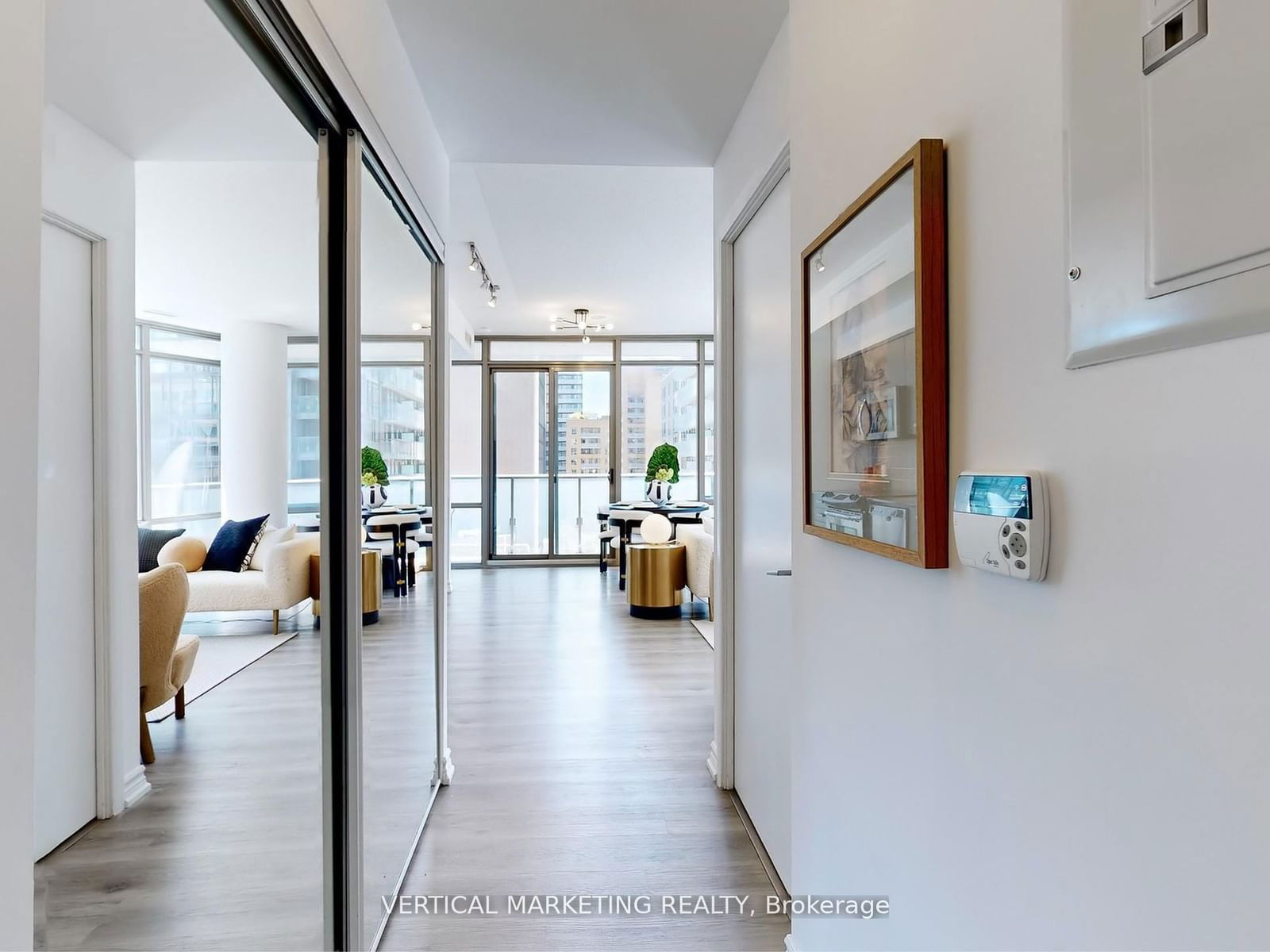 832 Bay St, unit 708 for sale - image #15