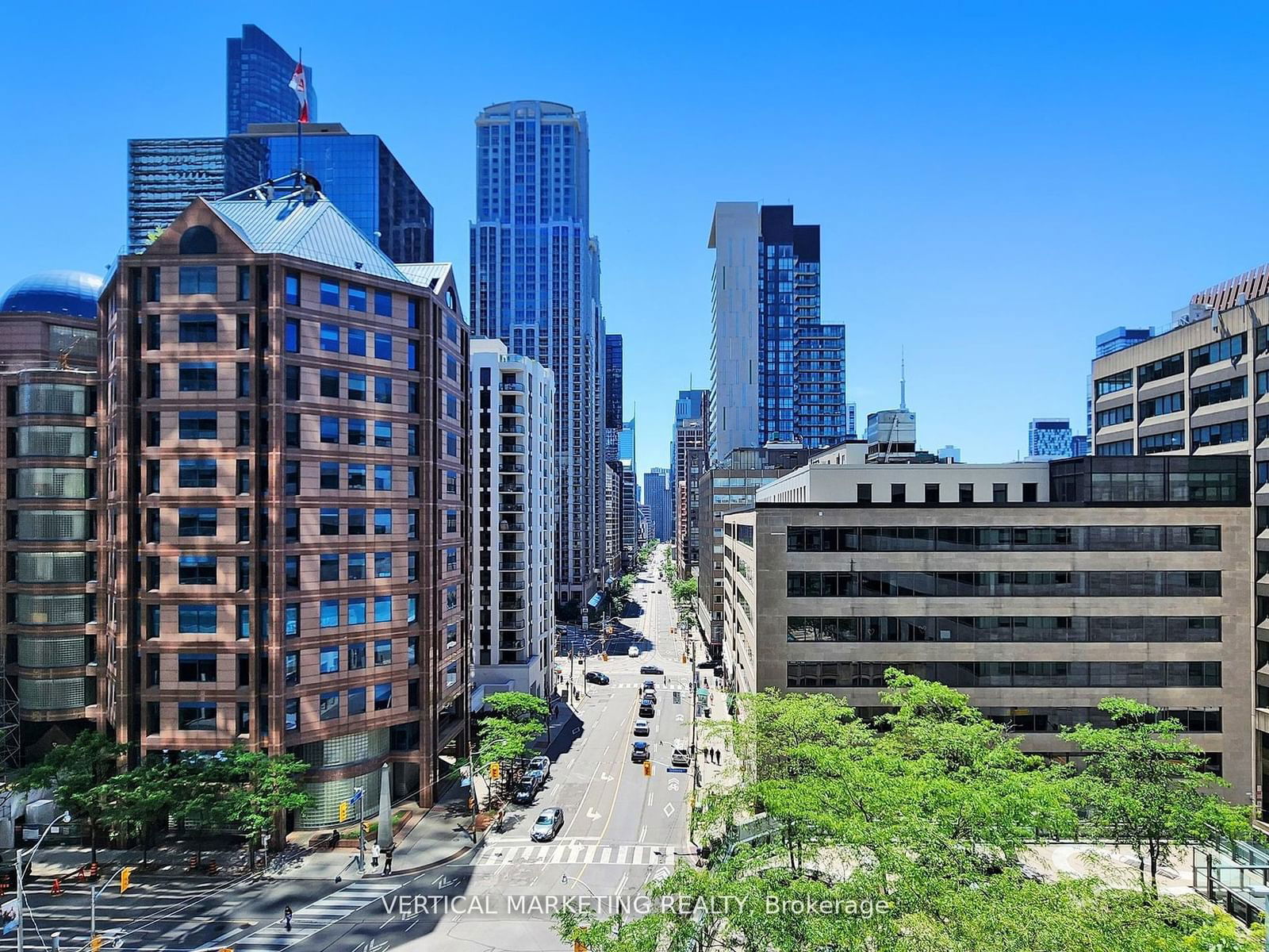 832 Bay St, unit 708 for sale - image #3