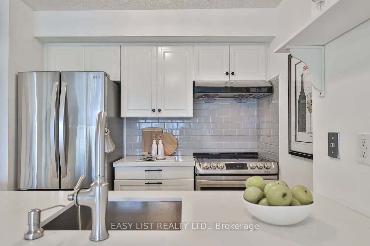 25 Grenville St, unit 2404 for sale - image #5