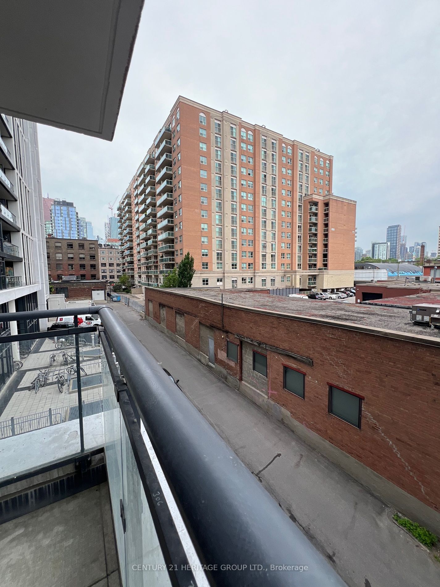 460 Adelaide St E, unit 306 for rent - image #17