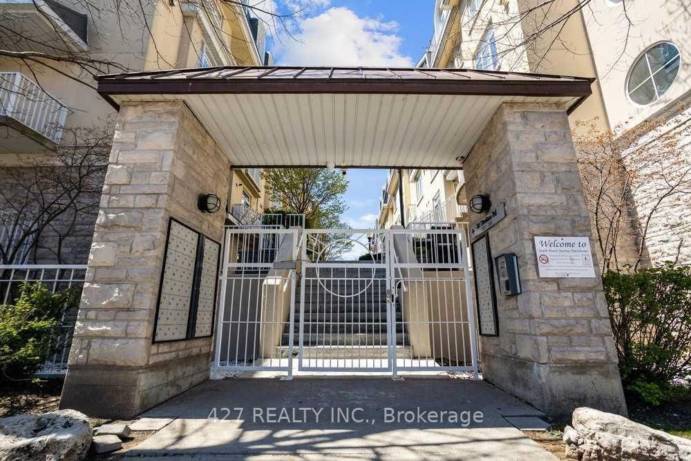 32 Stadium Rd, unit 332 for rent - image #2