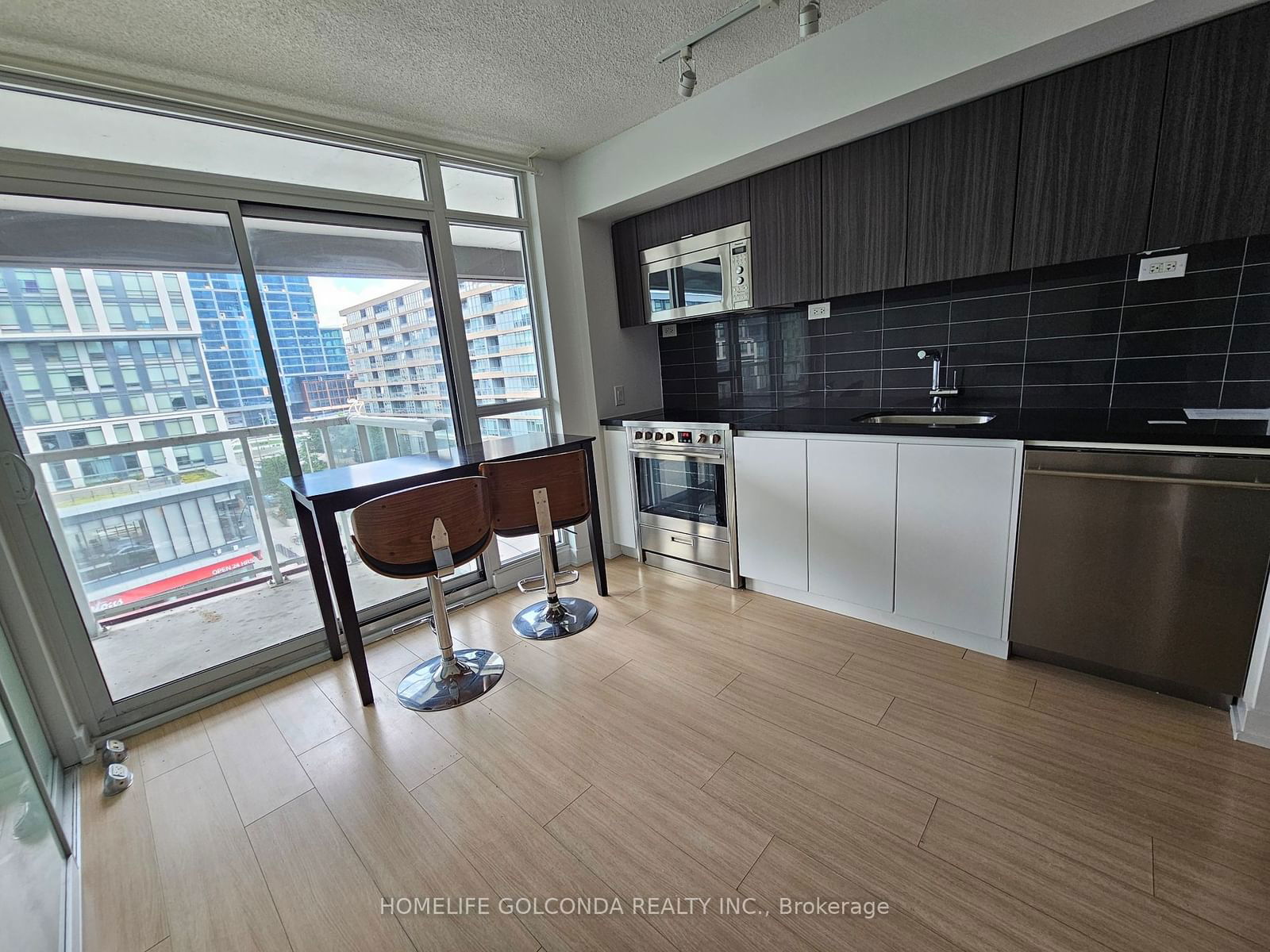 85 Queens Wharf Rd, unit 719 for sale - image #3