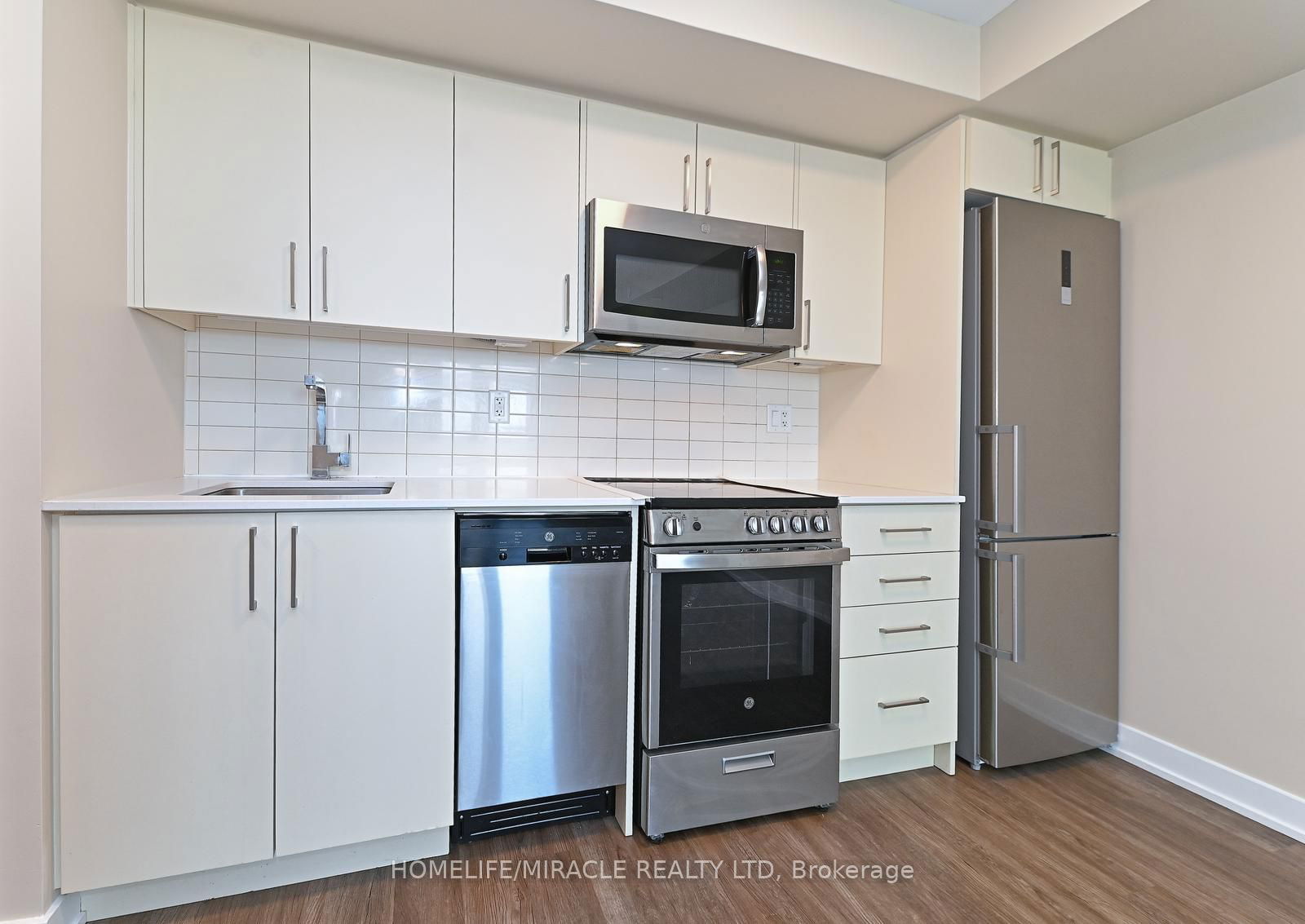 38 Monte Kwinter Crt, unit 1012 for sale - image #17