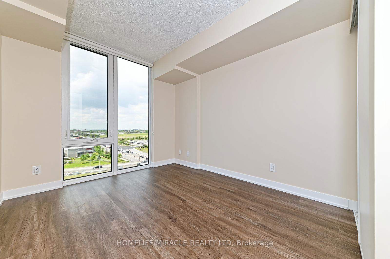 38 Monte Kwinter Crt, unit 1012 for sale - image #31