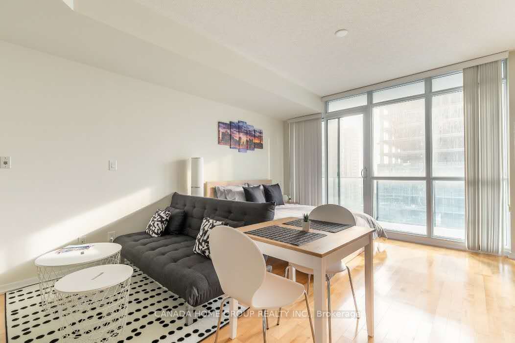 65 Bremner Blvd, unit 1903 for rent - image #8