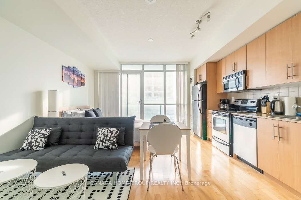 65 Bremner Blvd, unit 1903 for rent - image #9