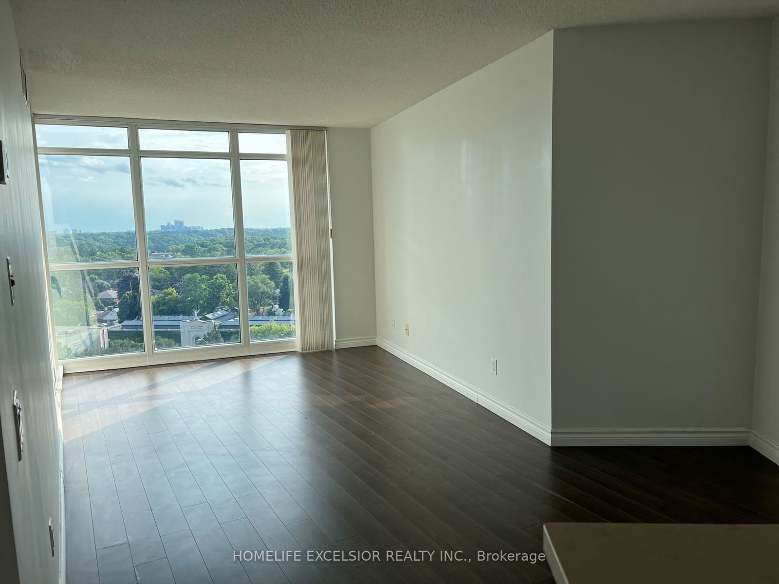 30 Harrison Garden Blvd W, unit 1205 for rent