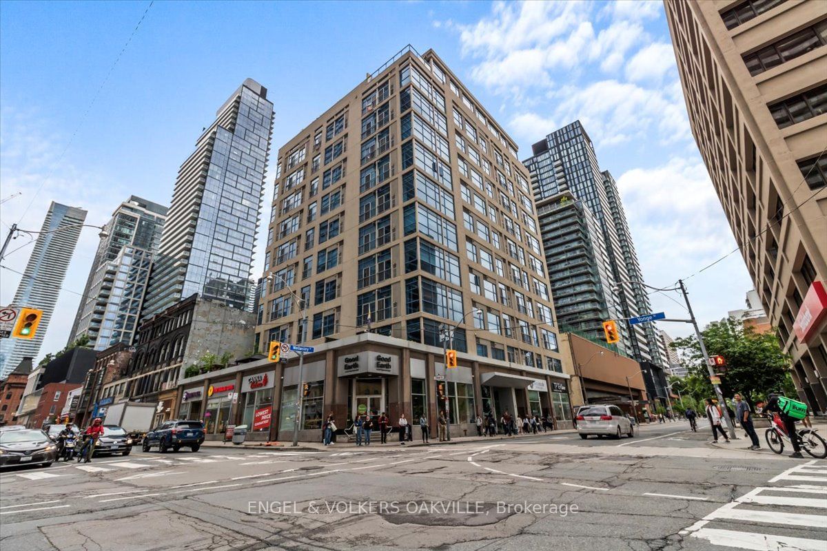 8 Wellesley St E, unit PH7 for sale