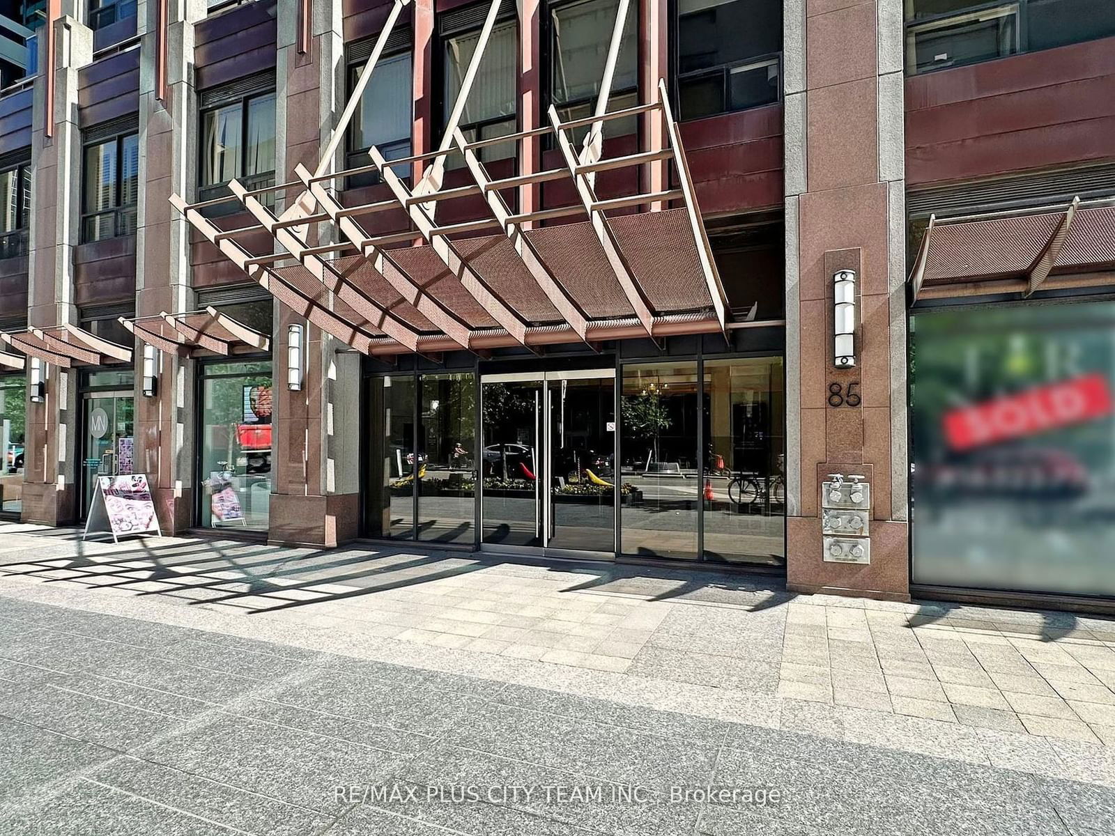 85 Bloor St E, unit 910 for sale - image #25