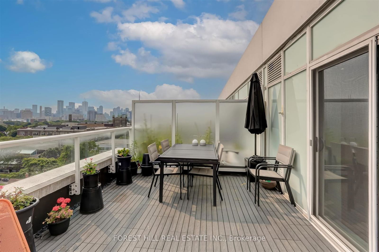 783 Bathurst St, unit 810 for rent - image #22