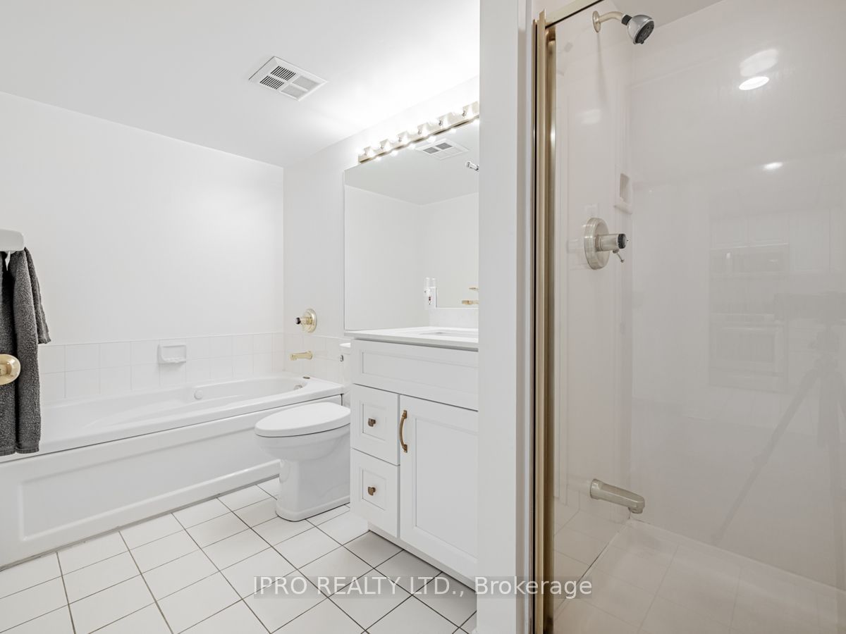 28 Hollywood Ave, unit PH09 for sale - image #21