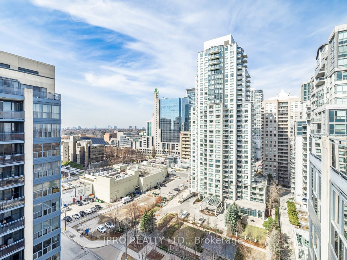 Hollywood Plaza II Condos, North York, Toronto