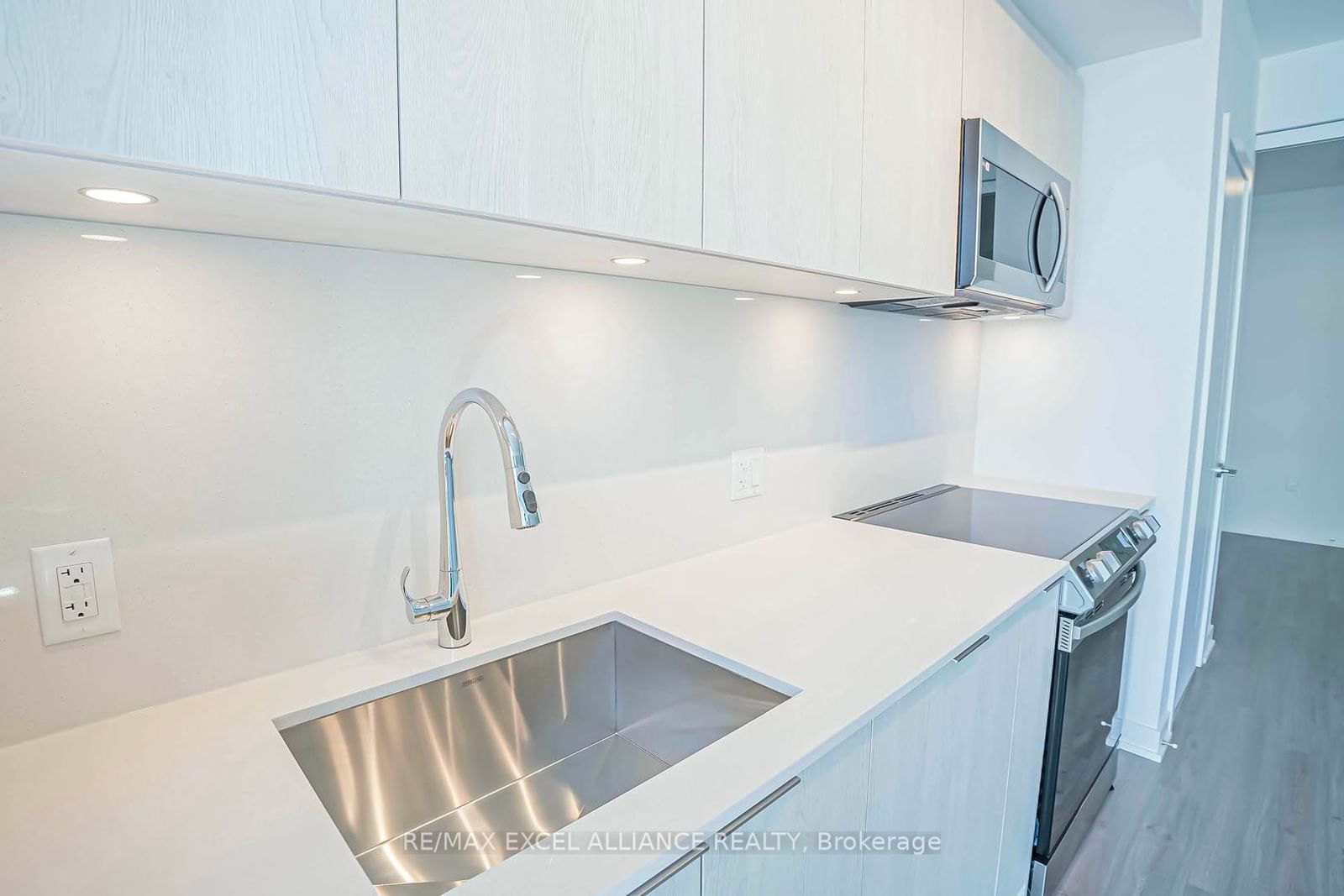 357 King St W, unit 4005 for sale - image #18