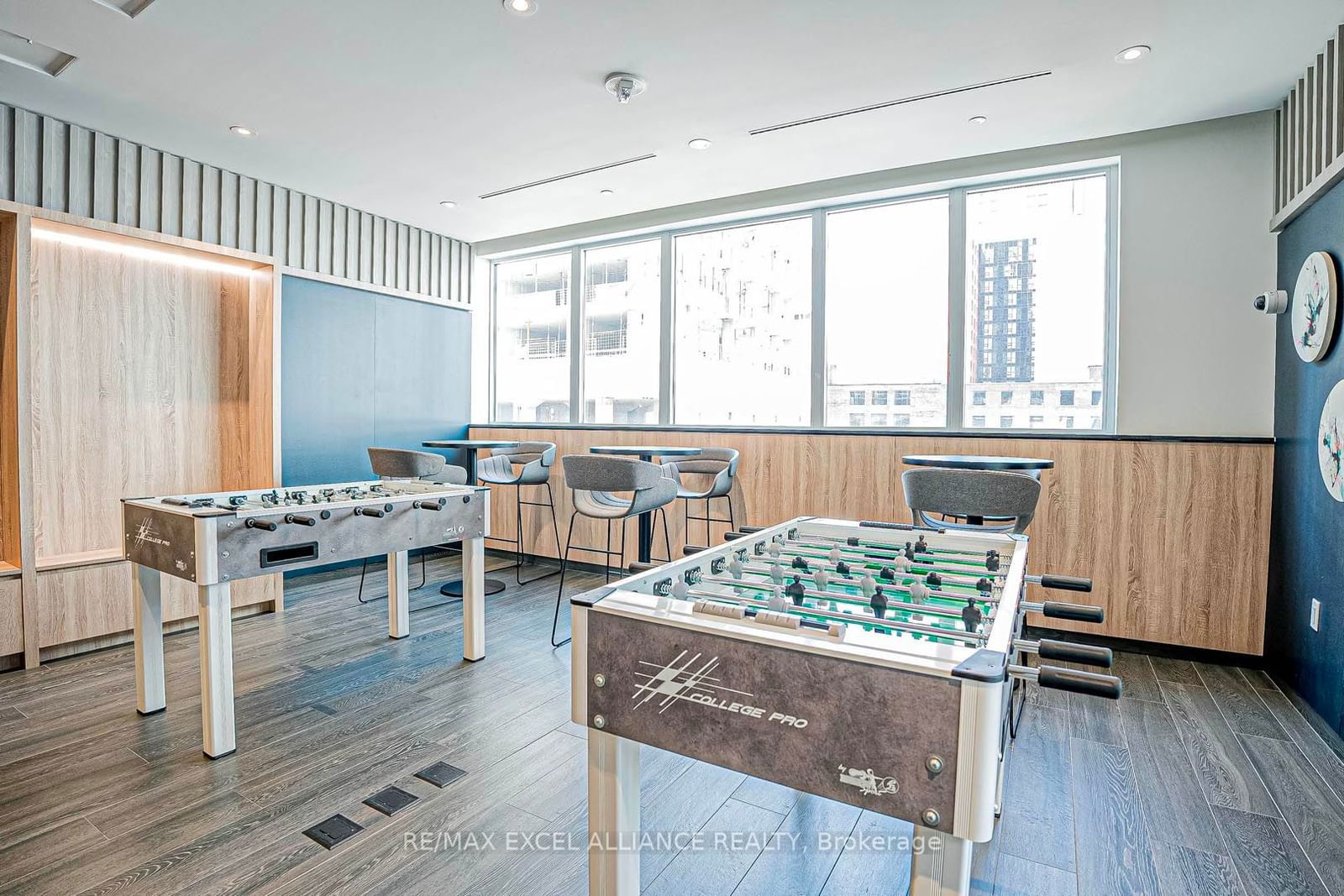 357 King St W, unit 4005 for sale - image #3