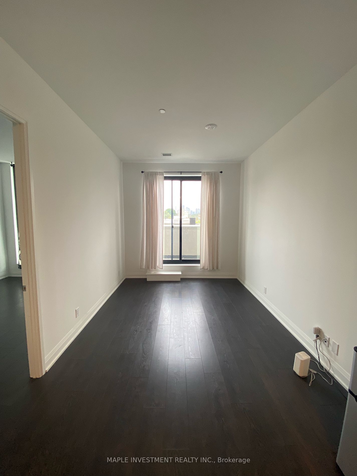 33 Frederick Todd Way, unit 213 for rent - image #8