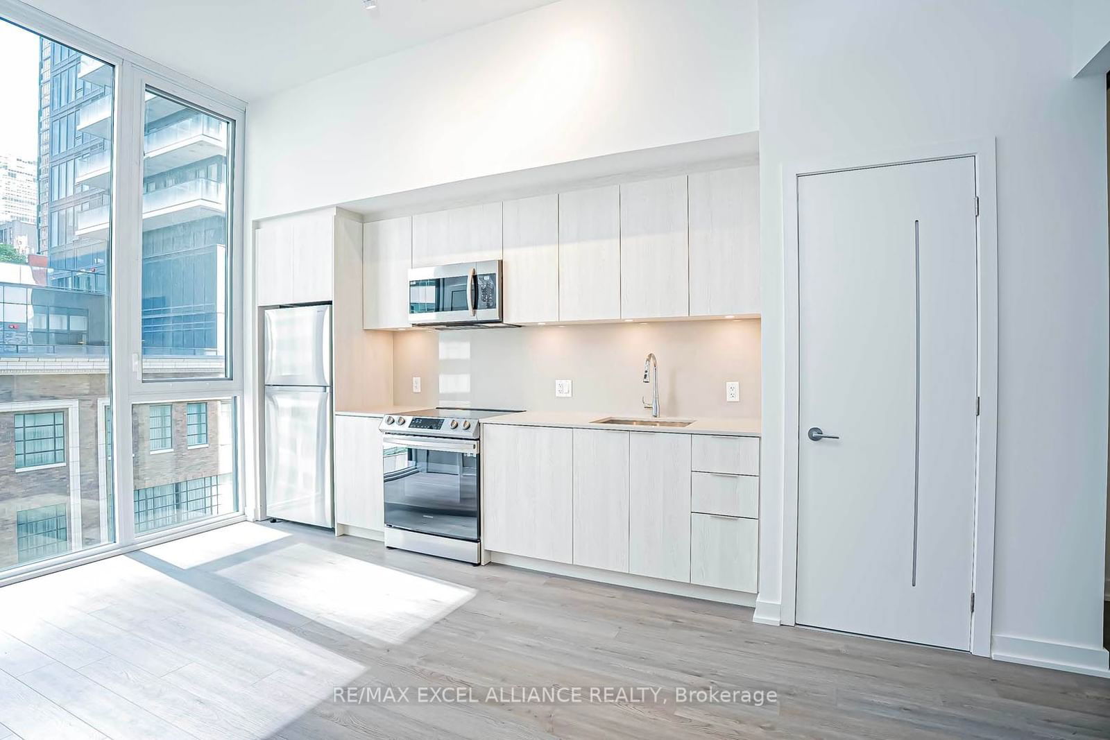 357 King St W, unit 503 for sale - image #7