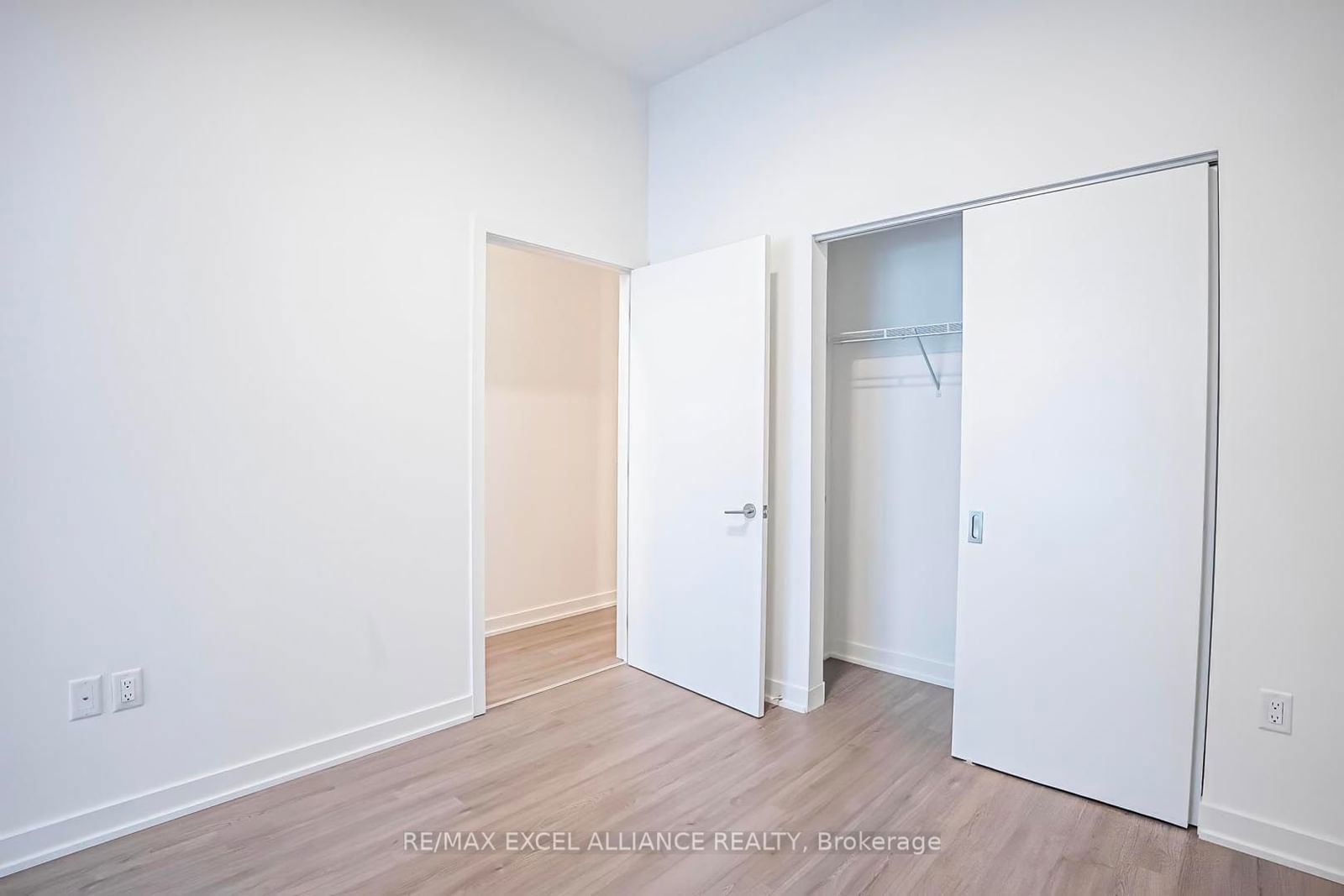 357 King St W, unit 204 for sale - image #16