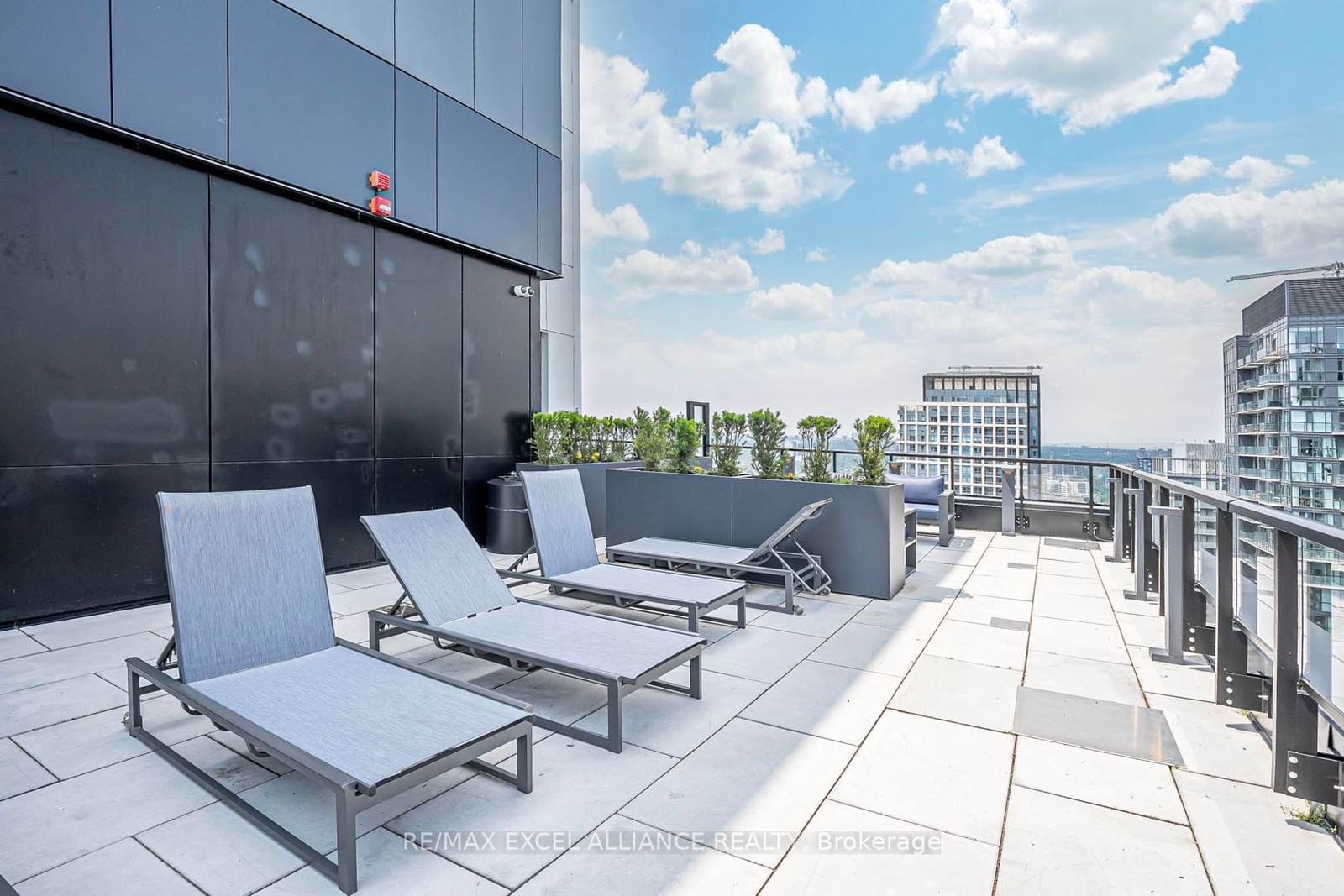 357 King St W, unit 204 for sale - image #27