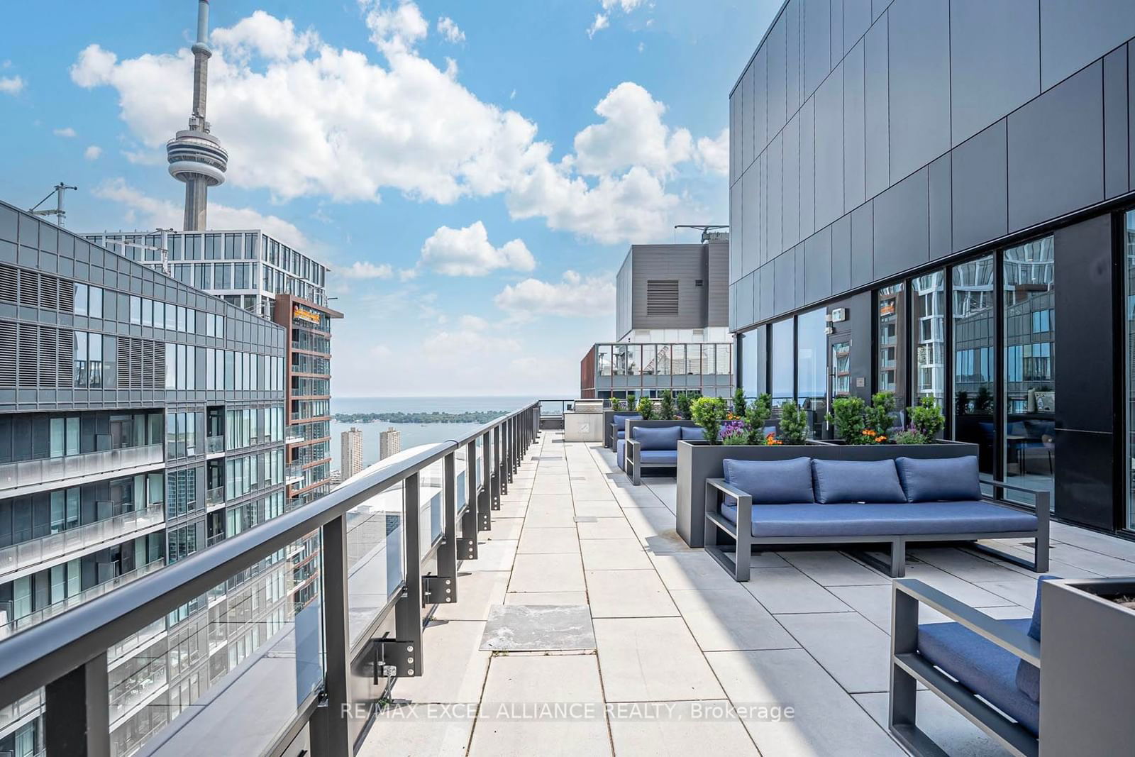 357 King St W, unit 204 for sale - image #38