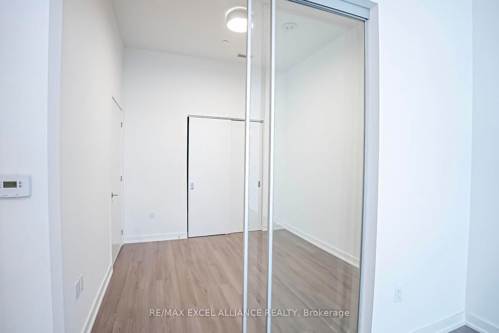 357 King St W, unit 204 for sale - image #7